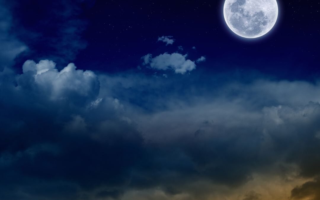 Full Moon Convergence